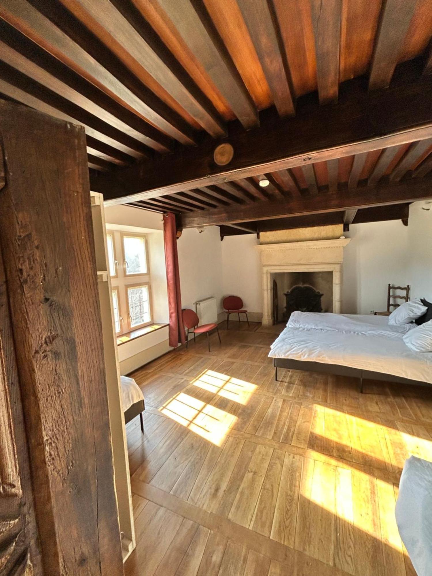 Chateau Du Poet-Celard Le Poët-Célard Exteriör bild