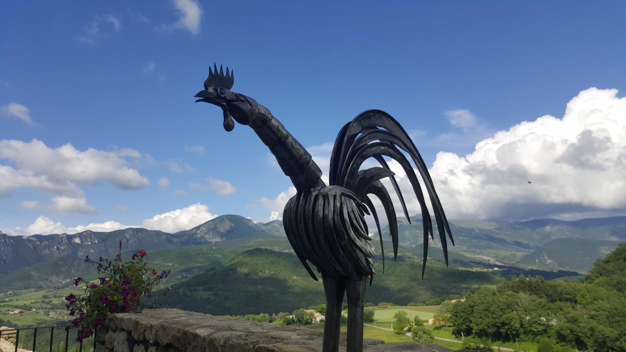 Chateau Du Poet-Celard Le Poët-Célard Exteriör bild